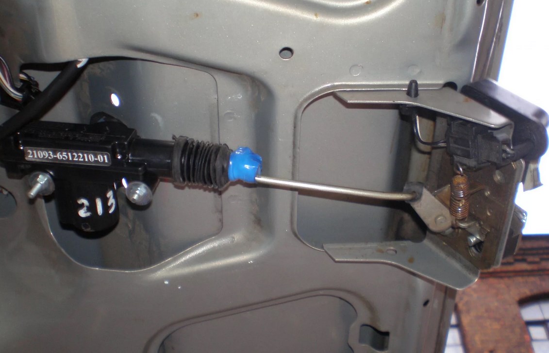 Электропривод багажника установка своими руками с помощью кнопки открытия багажника