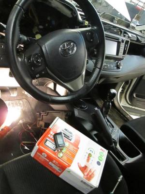 Установка сигнализации на Toyota Rav 4 2014г.